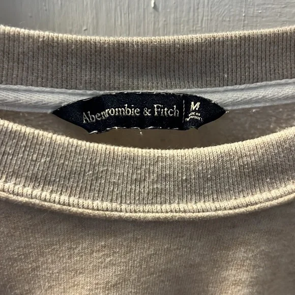 abercrombie and fitch sweater - Picture 2 of 3